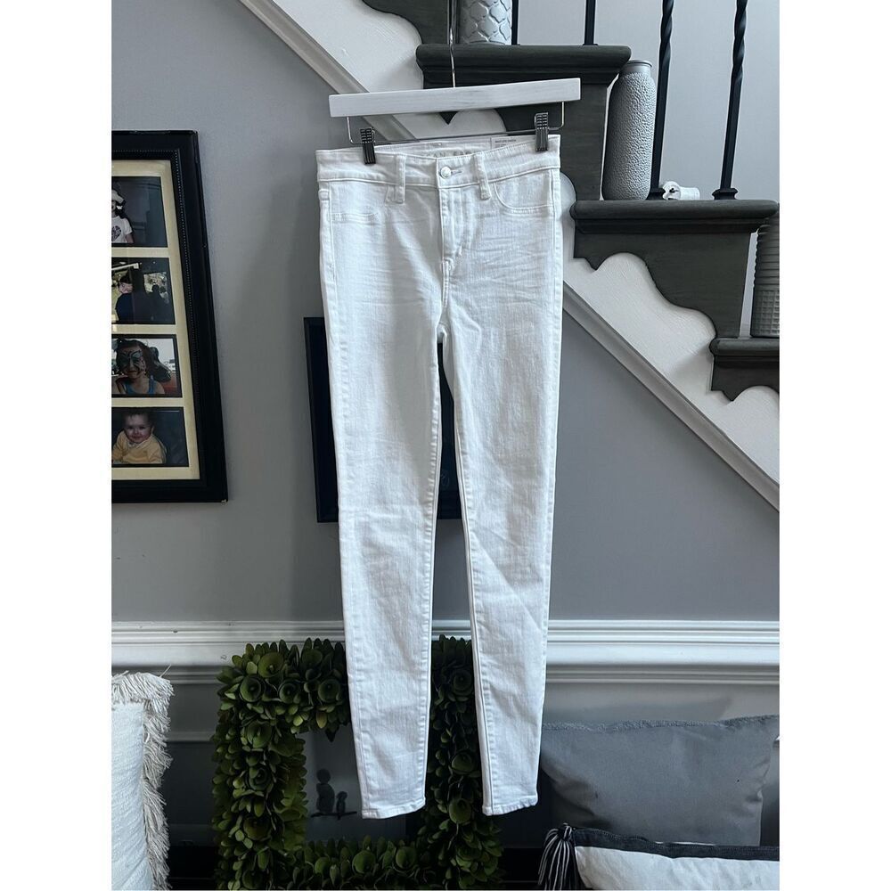 American Eagle White Next Level Stretch Hi-Rise Jegging Jeans sz 2 Long NWT